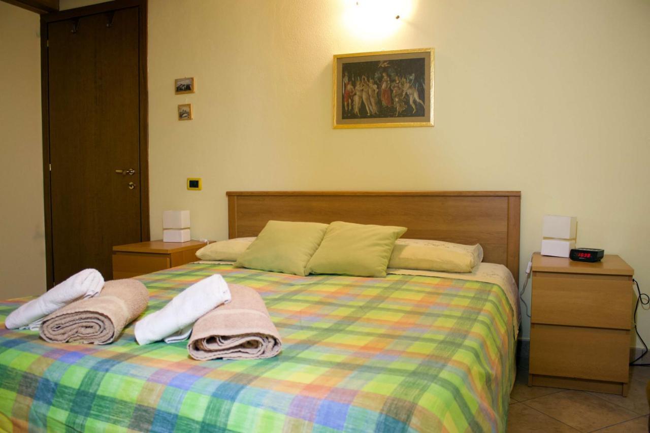 La Casa Sul Sasso In Town Serviced Accommodations Dervio Luaran gambar