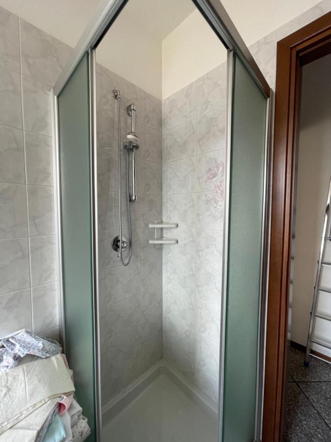 La Casa Sul Sasso In Town Serviced Accommodations Dervio Luaran gambar
