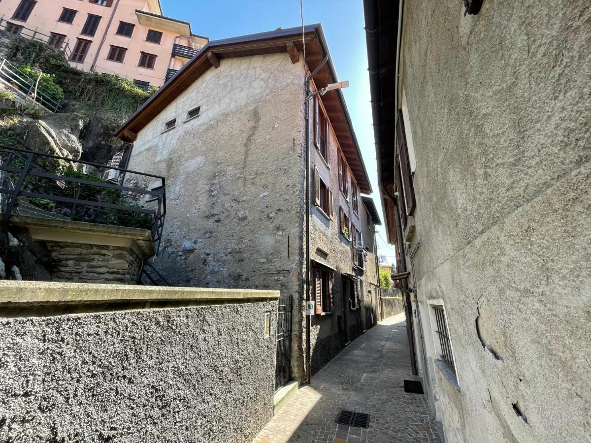 La Casa Sul Sasso In Town Serviced Accommodations Dervio Luaran gambar