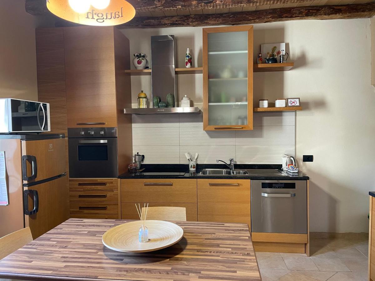 La Casa Sul Sasso In Town Serviced Accommodations Dervio Luaran gambar