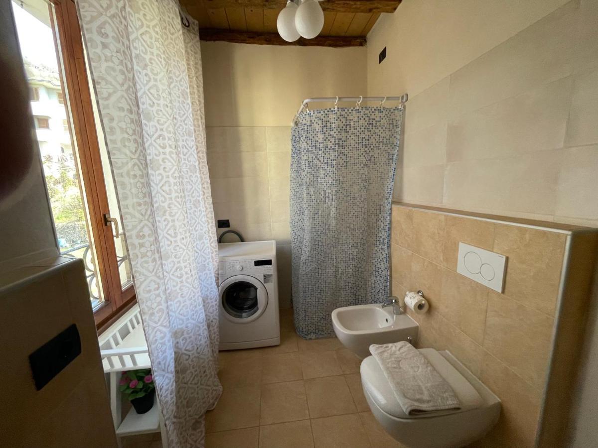 La Casa Sul Sasso In Town Serviced Accommodations Dervio Luaran gambar